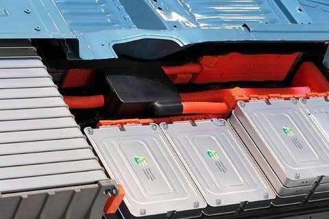 废电池片回收价格√废电瓶多少钱一安回收-回收电池的公司